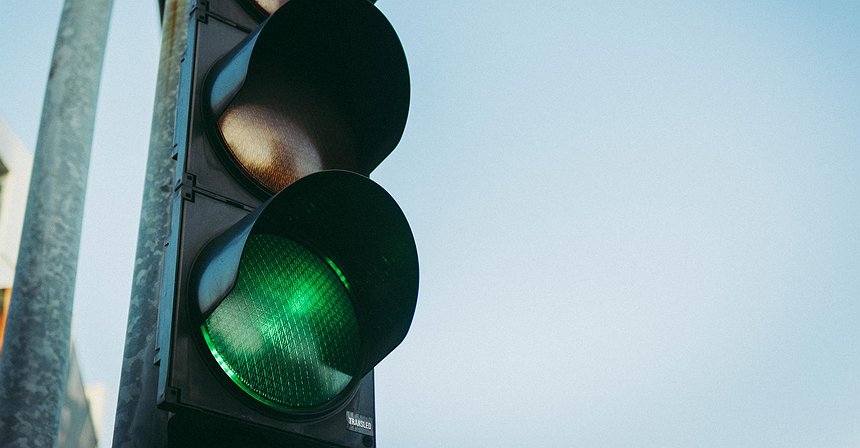 La SEC aprueba los reembolsos en especie para los ETFs de bitcoin y ethereum al contado