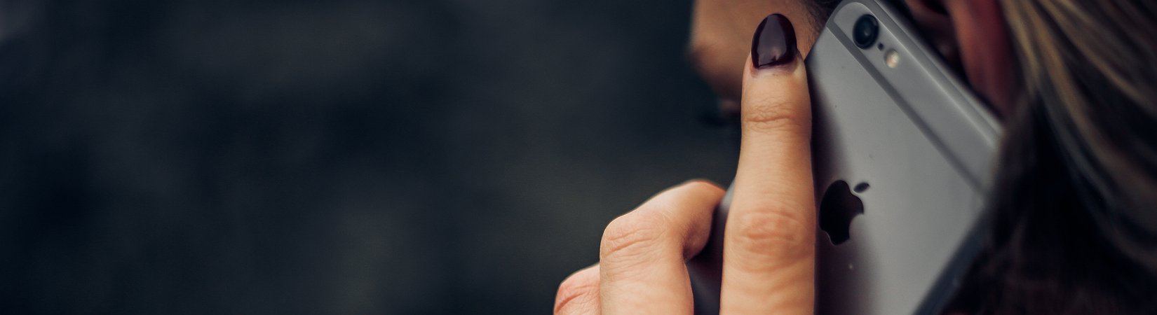 La SEC presenta una demanda contra un exempleado de Apple por abuso de información privilegiada