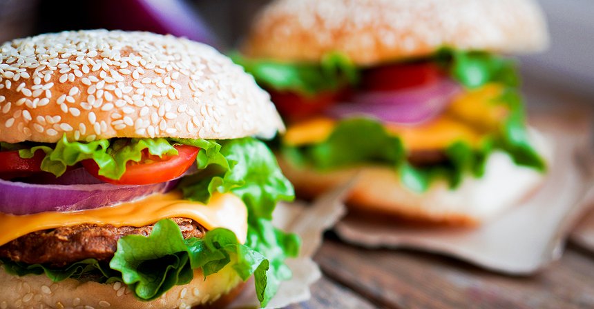 مؤشر البيغ ماك يظهر قيمة اليوان