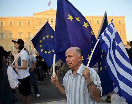 L’Eurogruppo annuncia 10 miliardi di aiuti alla Grecia