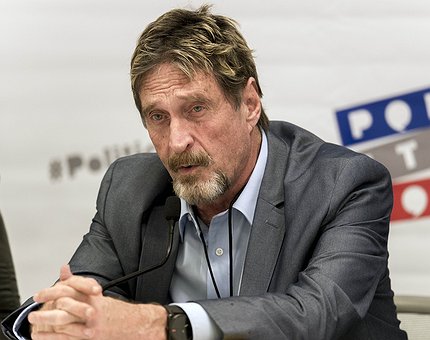 La SEC acusa a John McAfee de promocionar ICOs