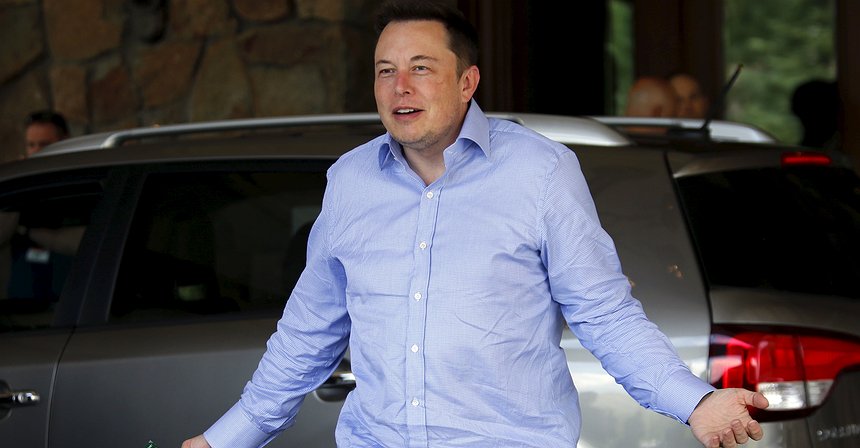 تسلا تعد بالكثير وتنفذ القليل