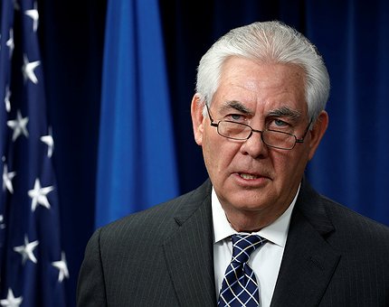 Rex Tillerson reúne coligação global contra o Estado Islâmico