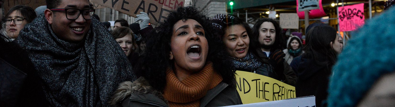 Los estadounidenses se oponen a la prohibición de Trump a la entrada de refugiados