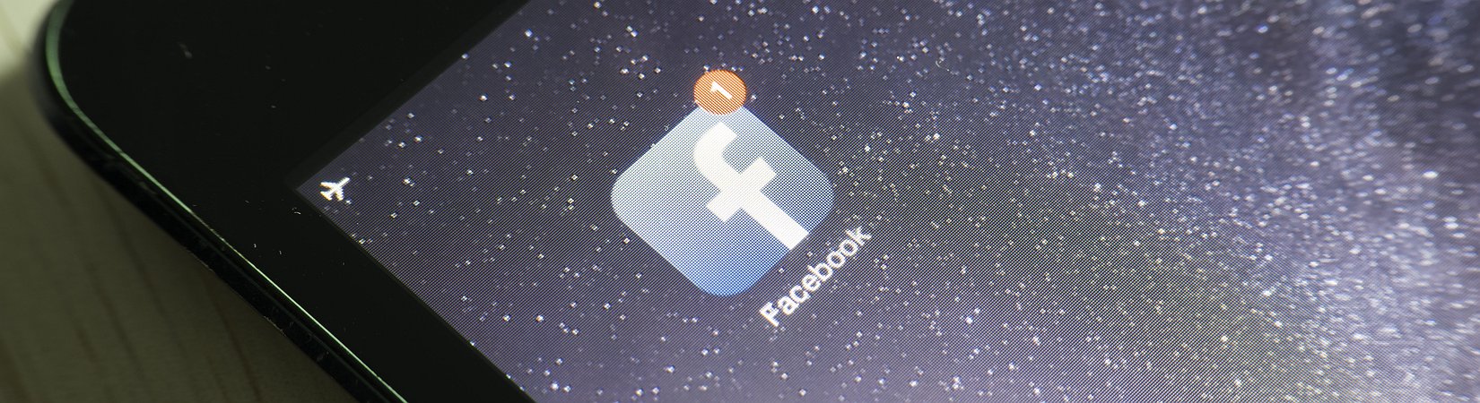 Martin Lewis to Sue Facebook for Scam Cryptocurrency Ads