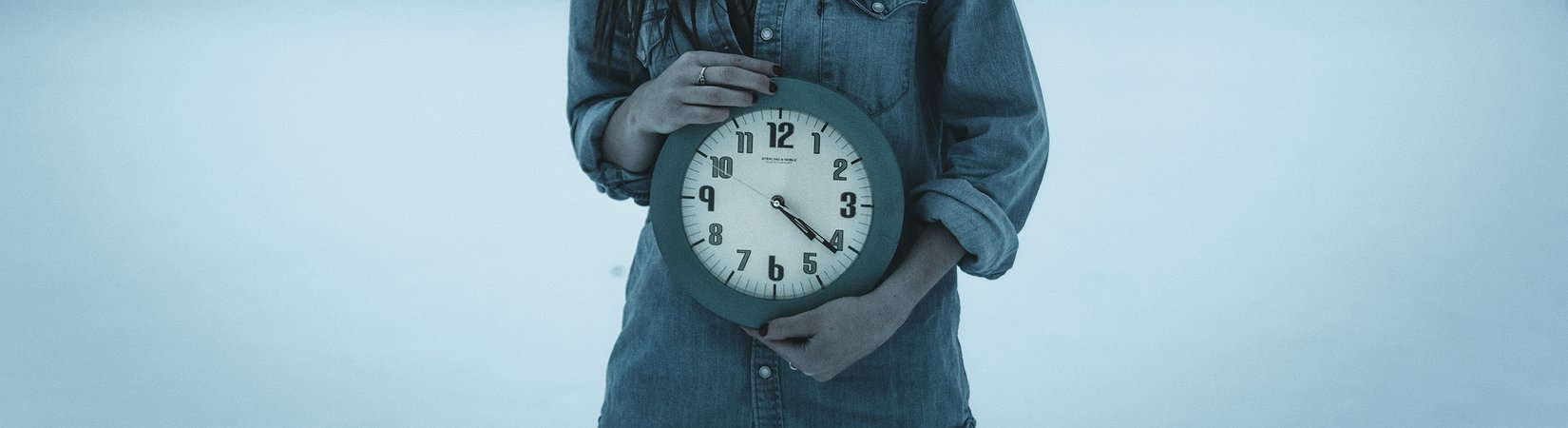 التحكيم الموقوت: أفضل استراتيجية لاستثمار العملات المشفرة