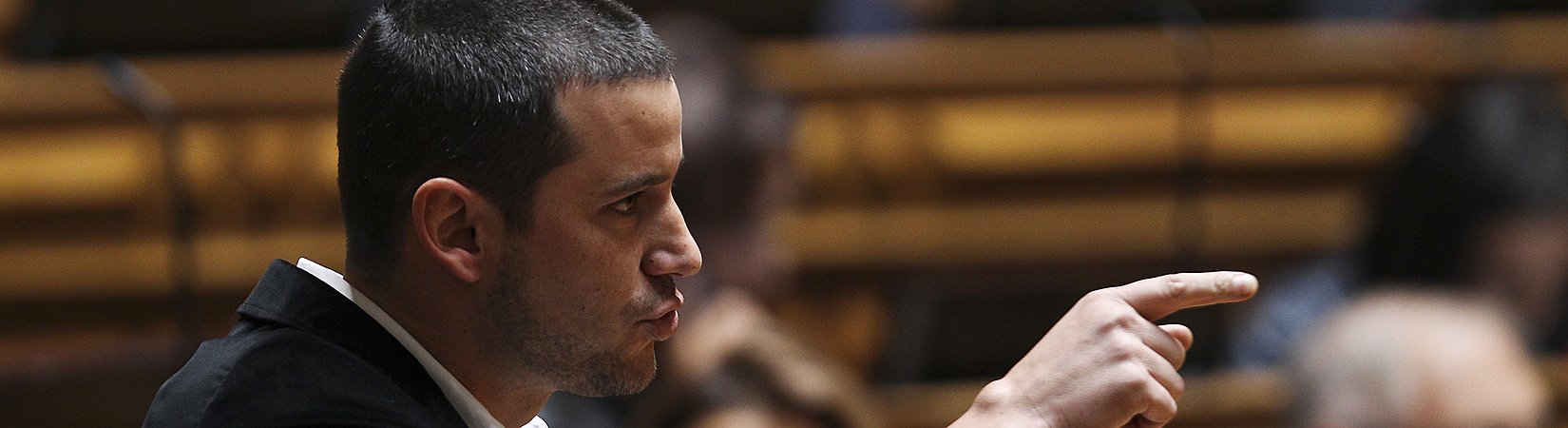 PS admite possibilidade de nacionalizar Novo Banco