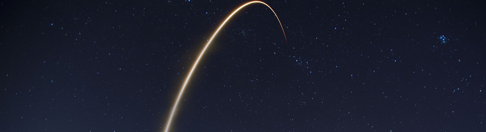 الإطلاق التاريخي للصاروخ " فالكون 9" 