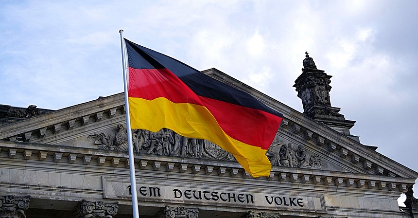 German Central Bank Considers CBDC Launch as Political Decision