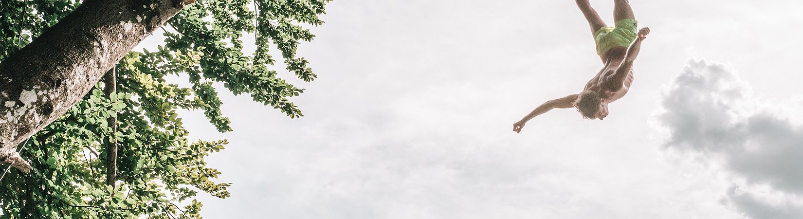 Bitcoin Price Fell Below $3,700