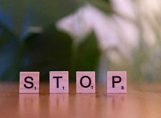 La SEC suspende la conversión del fondo de criptomonedas de Grayscale en ETF