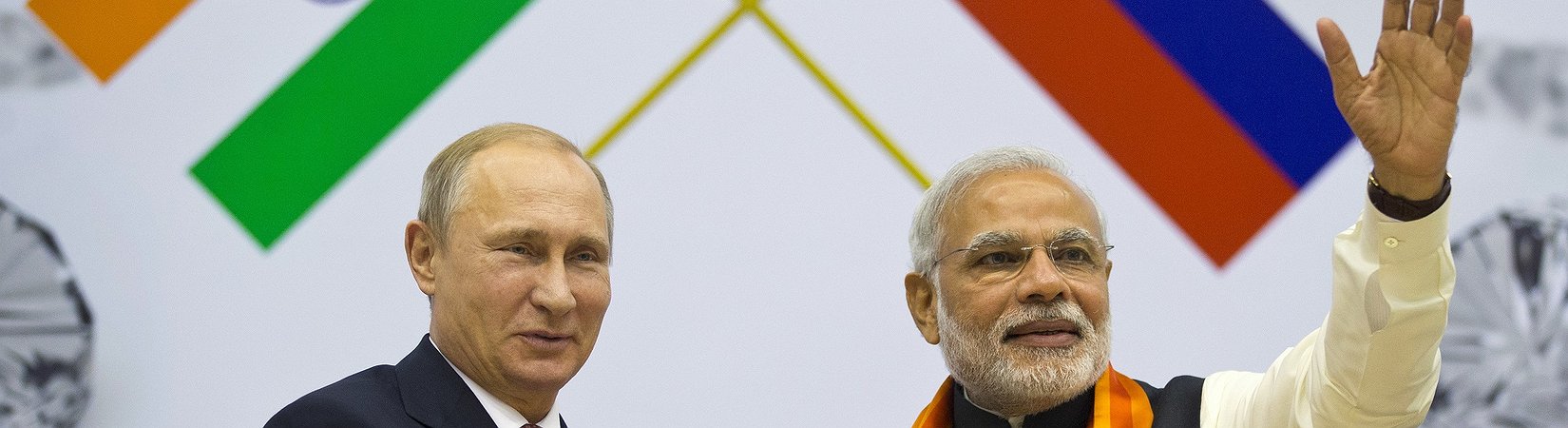 Russia signed the biggest-ever oil and military deal with India