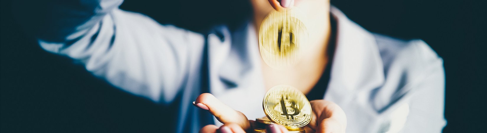 Los inversores minoristas están comprando más bitcoin que las instituciones