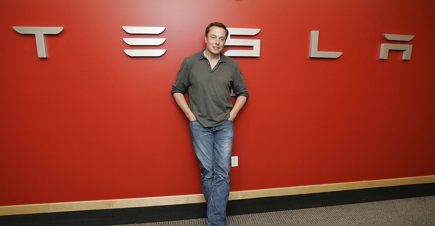 Musk Sells Another $930 Million in Tesla Shares