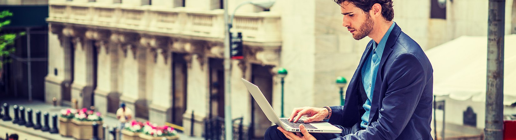 3 أسهم ستجلب الأرباح للمستثمرين في مايو