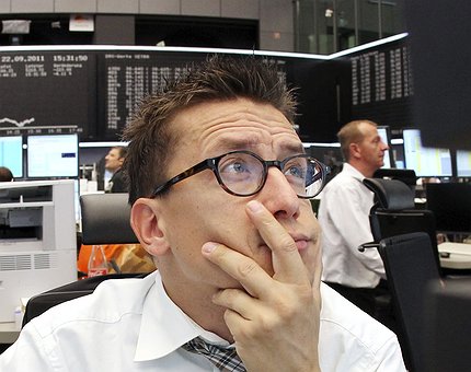 Borse europee deboli, apprensione per l’escalation tra Usa e Corea del Nord