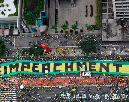 Rousseff mais próxima do impeachment