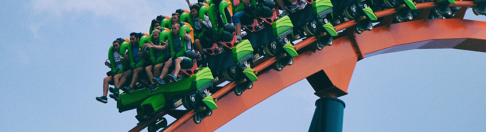 El bitcoin se desploma a un mínimo mensual