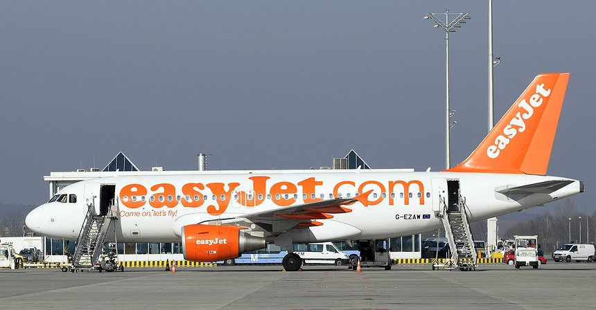 UK airlines told to move headquarters to Europe or lose access to routes after Brexit