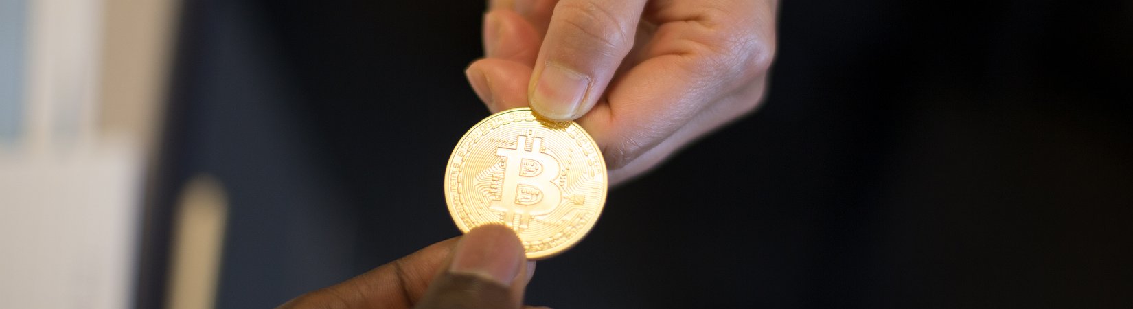 Bitfinex reanuda las operaciones con dinero fiat