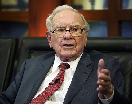 Buffett dice que las criptomonedas no tienen valor y que nunca poseerá ninguna