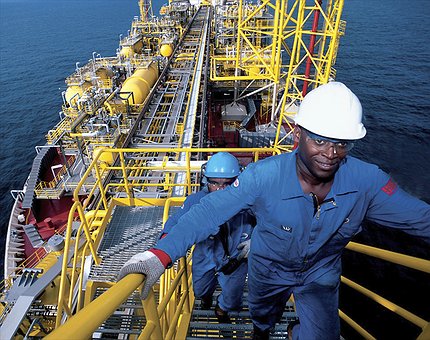 Angola: maior produtora de petróleo em África no final de 2016