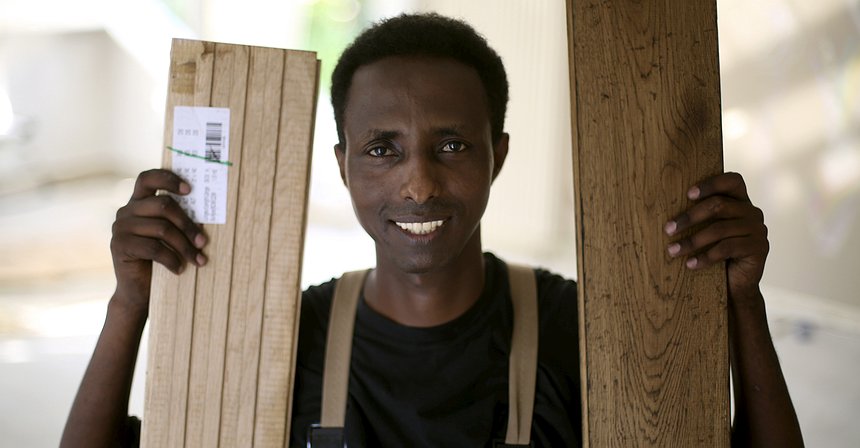 كيف يؤثر المهاجرون على الأجور في أوروبا