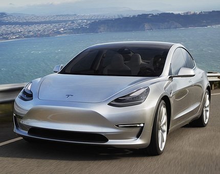 Model 3 da Tesla chega hoje às estradas