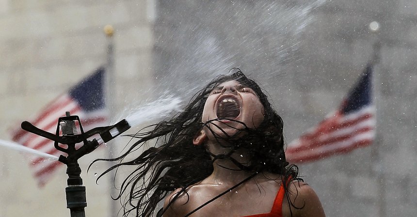 كيف على المستثمر السلوك في سوق حامية