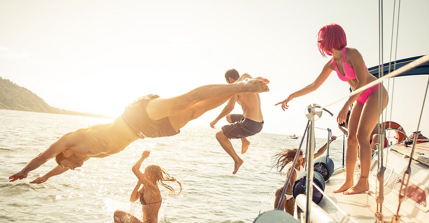 Top Airbnb Experiences Around the Globe