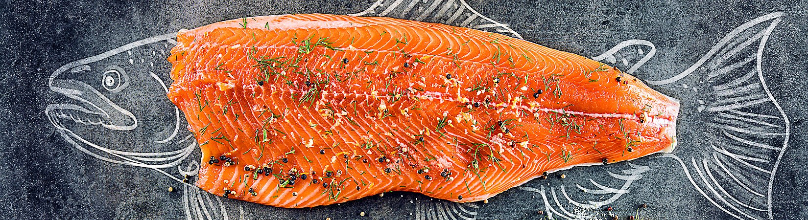 Dos productores europeos de salmón usan el blockchain de IBM