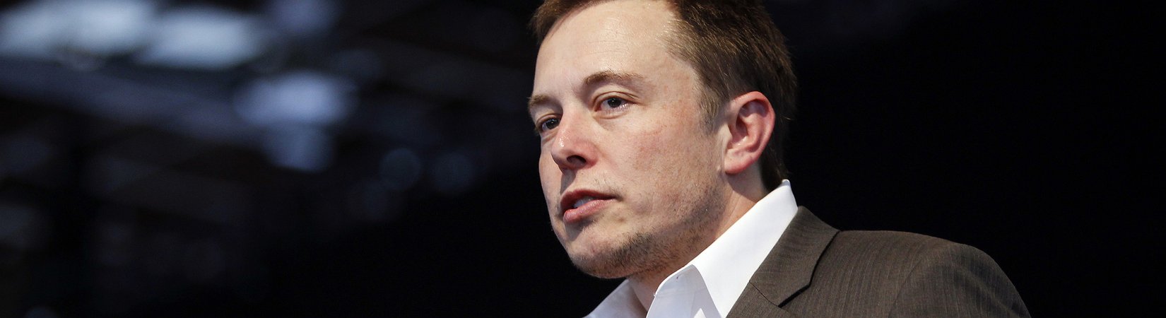 Elon Musk pierde 16.500 millones $ en un día