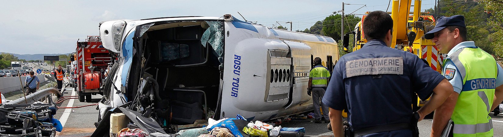 Acidente de autocarro em Espanha provoca a morte a 13 estudantes