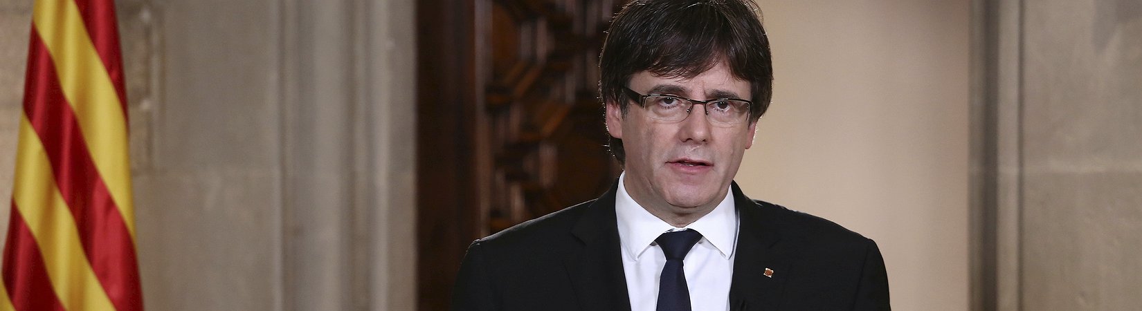 Cataluña celebra un pleno parlamentario en el que podría declarar su independencia