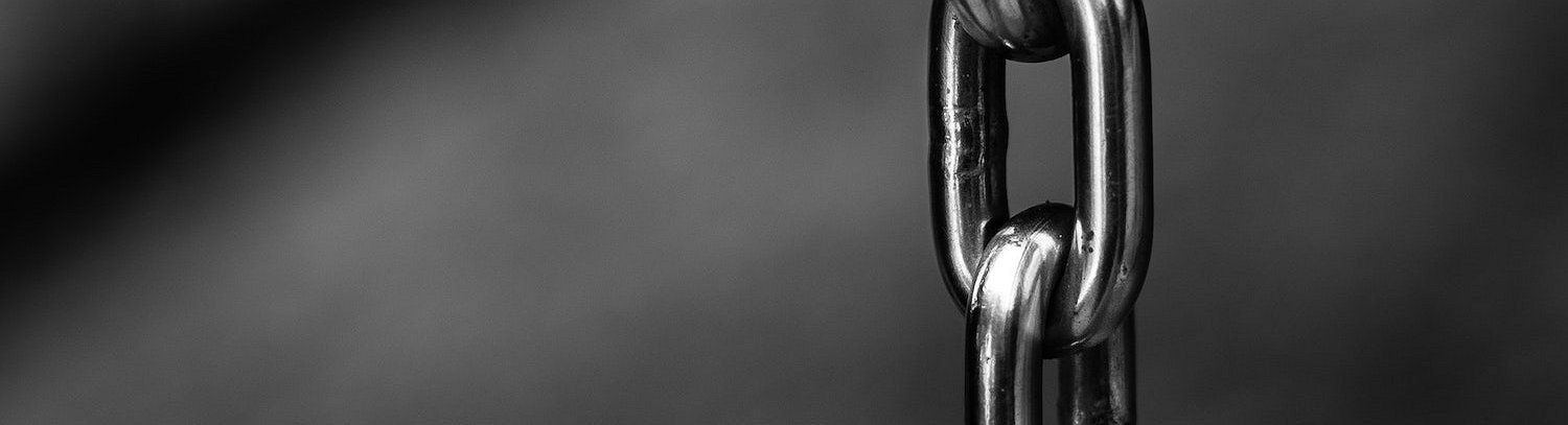 El protocolo entre cadenas deBridge integra el agregador DEX 1inch