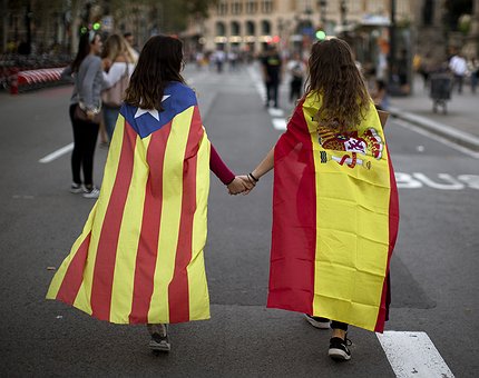 Madrid procura lidar com a crise na Catalunha