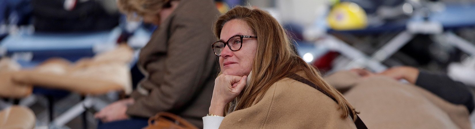 Terremoto: altre 100 scosse nella notte. Renzi: no a tendopoli, l'inverno è in arrivo e gli sfollati saranno sistemati negli alberghi