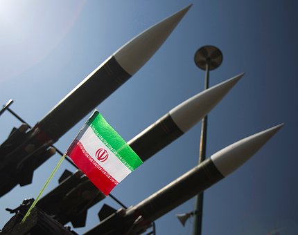 Irão considera ilegais novas sanções contra o seu programa de mísseis