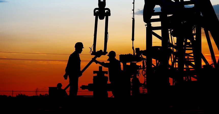 هبوط النفط يستمر