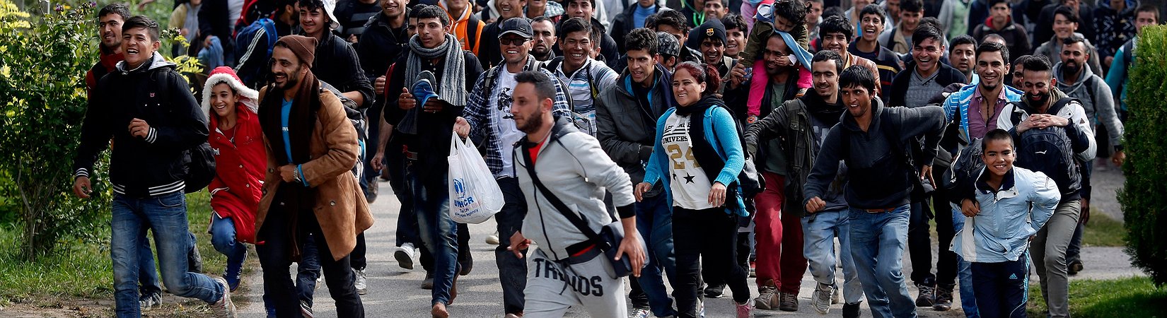 I migranti cercano nuove vie di accesso per entrare in Europa