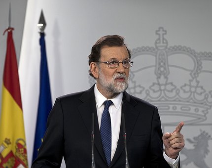 El Gobierno suspende el Govern catalán y asume el control de la Generalitat