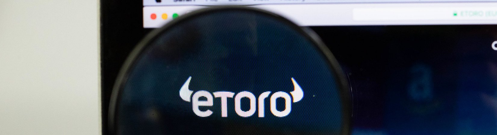 eToro Removes Trading with ADA and TRX for US Clients Over 'Regulatory Environment'