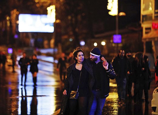 Strage in una discoteca di Istanbul, si contano 39 morti e 69 feriti