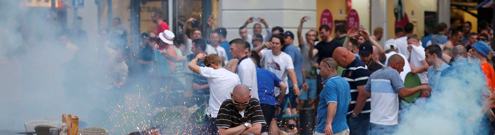 Hooligans e lixo marcam Euro 2016