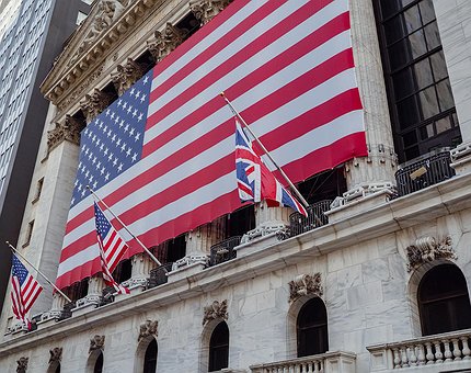 Los bancos centrales de EE. UU. y el Reino Unido discrepan sobre el papel futuro de las stablecoins