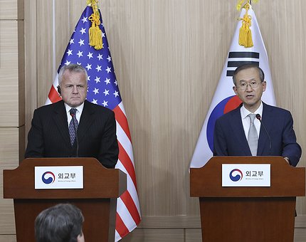 Coreia do Norte em discussão em Seul