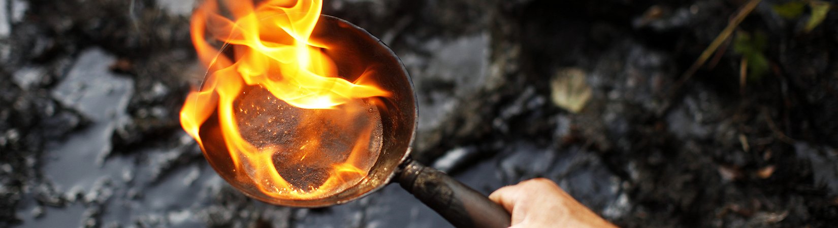 El mercado del petróleo está atrapado entre dos frentes