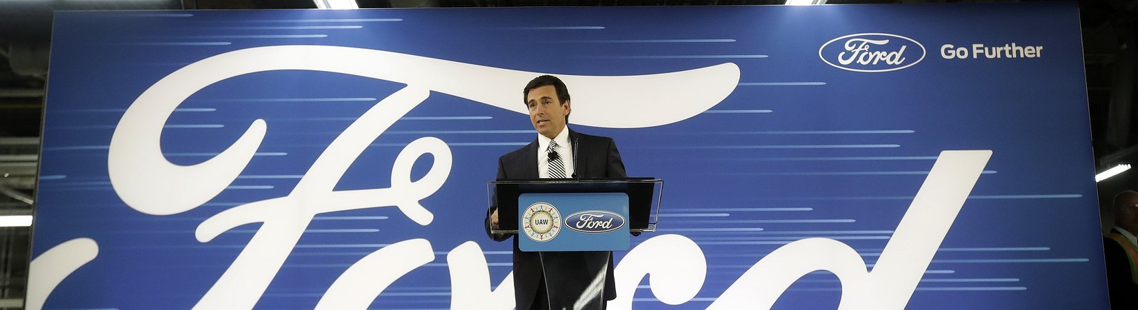 Ford detiene la construcción de una fábrica en México