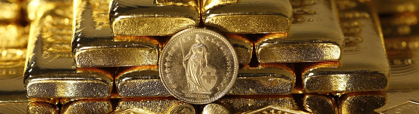 صاحب الجبل الذهبي 