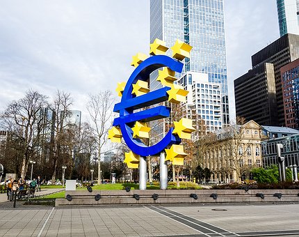 Bloomberg prevê que zona euro tenha crescido 0,4% no último trimestre de 2016